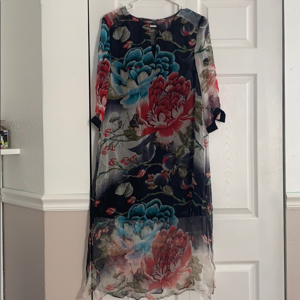 Flenkiy. Size xl. Fits more like a medium/large.